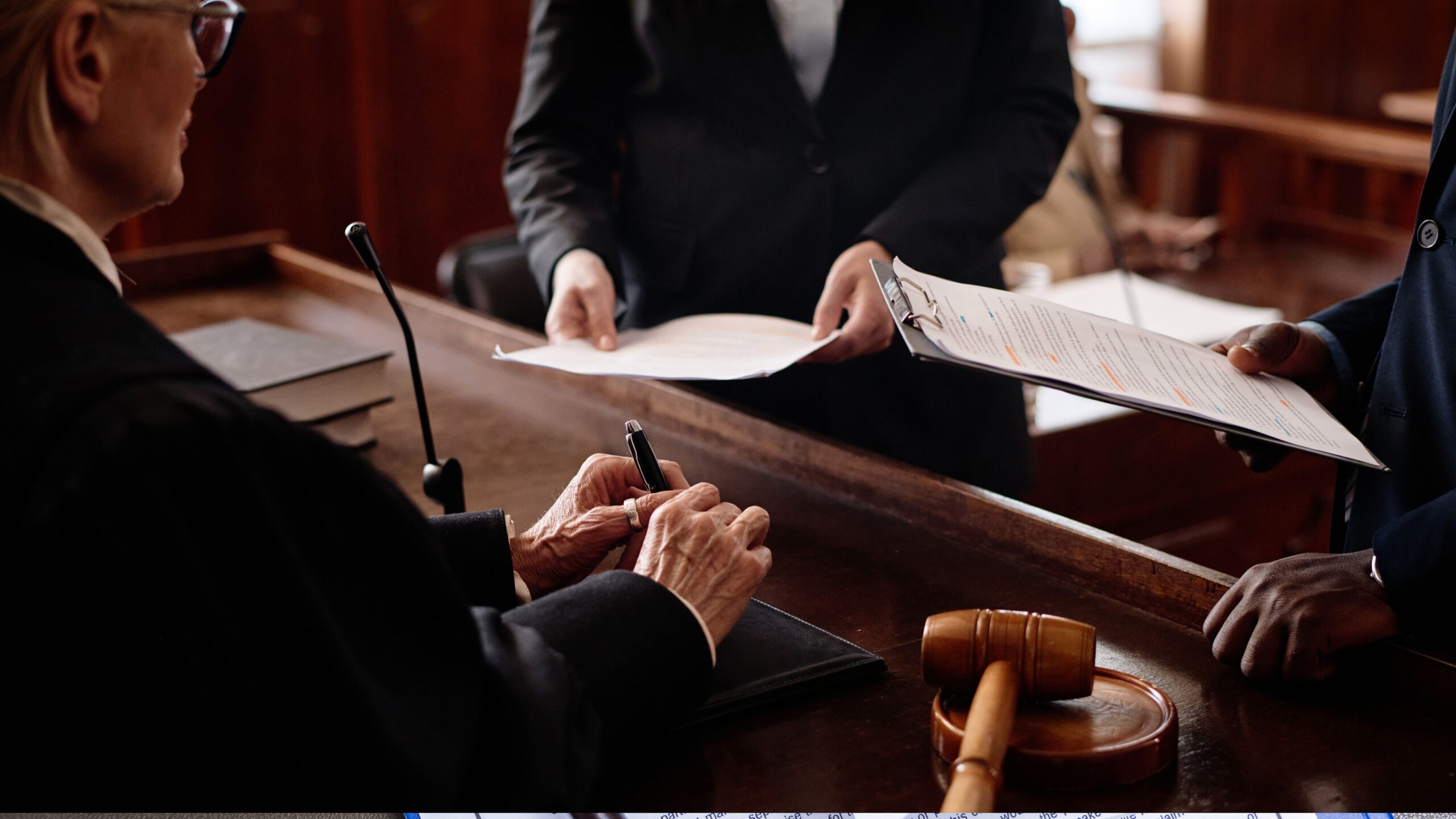 5 Reasons You Need An Attorney For Your Divorce